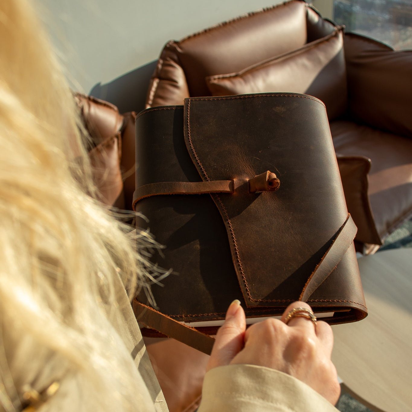 Leather Journal Refillable - Notebook Universe - Image 2